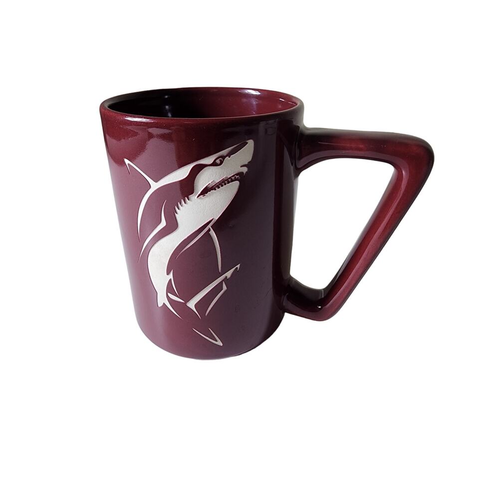 SEA WORLD Red Etched White Shark Design Handle Collectible Tea Coffee Mug